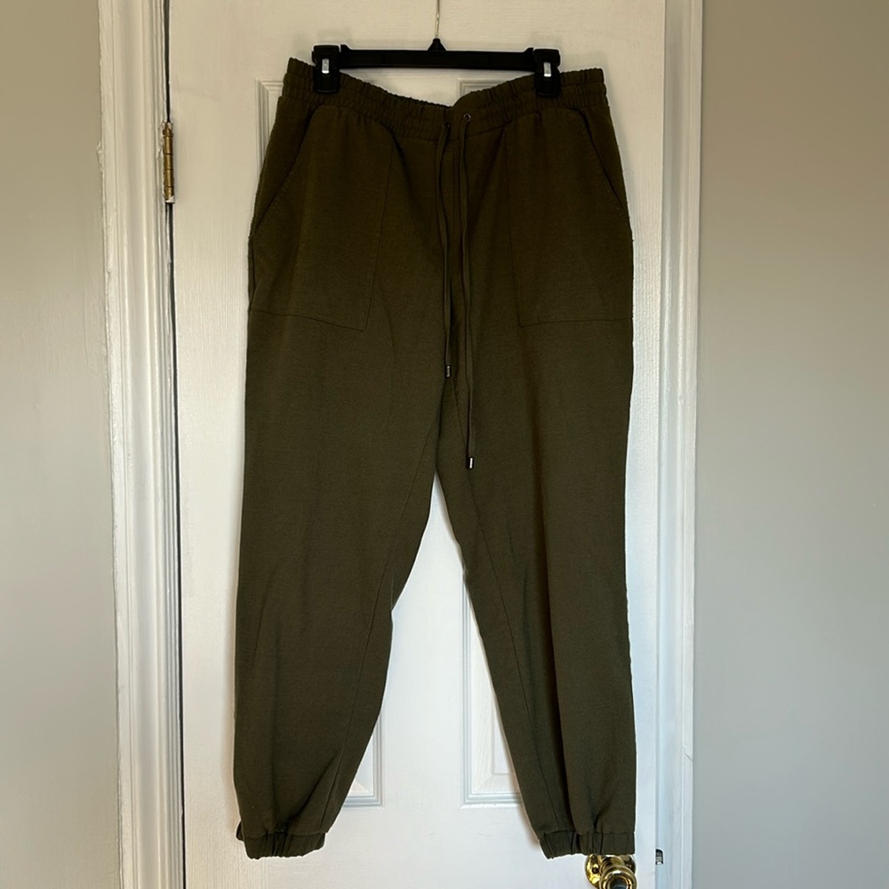 Nine West 7/8 length dress pant